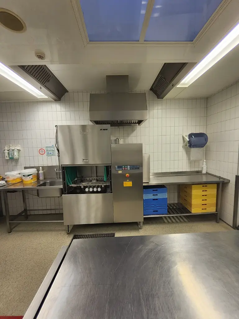 Waschstraße Großküche 