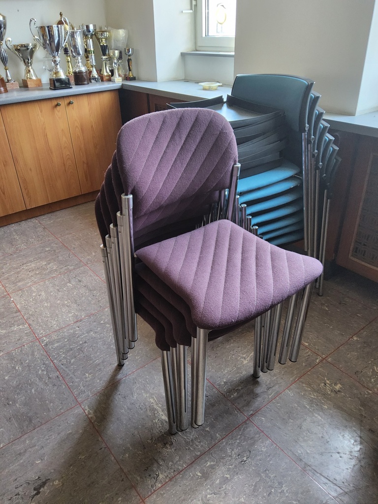 Stapelstuhl violett