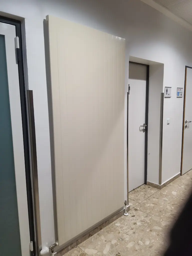 Hygieneheizkörper raumhoch, 98x200