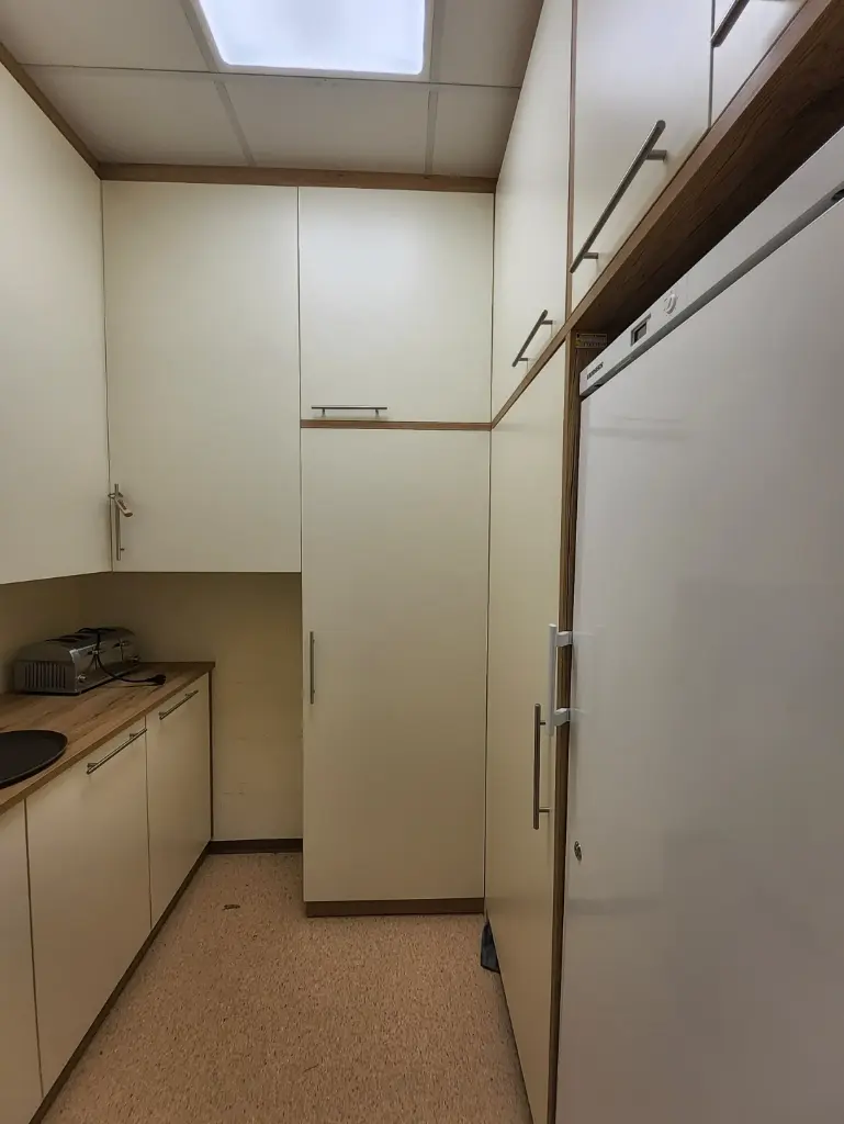 Teeküche Hochschrank, 70x50x272