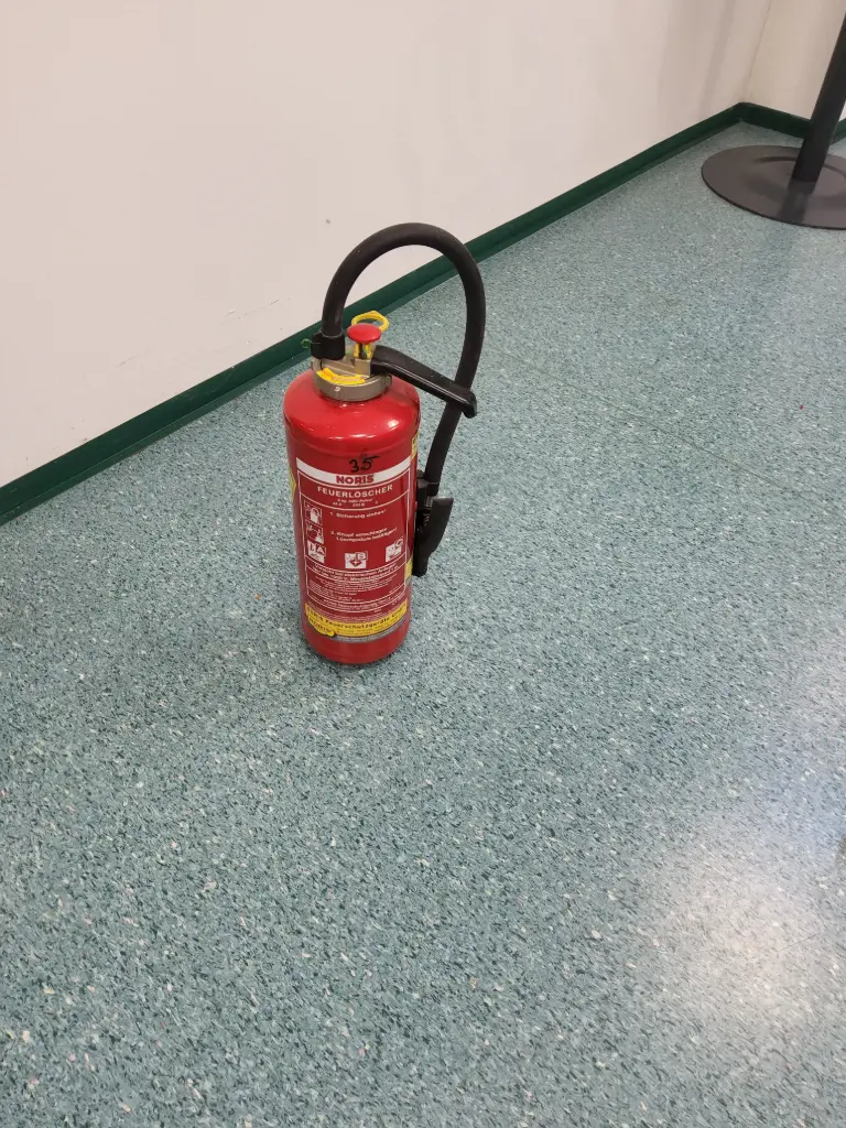 Feuerlöscher Noris, 6kg ABC Pulver