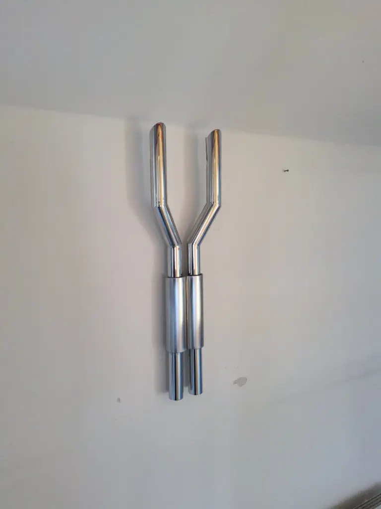 Wandleuchte Ypsilon Stainless Steel