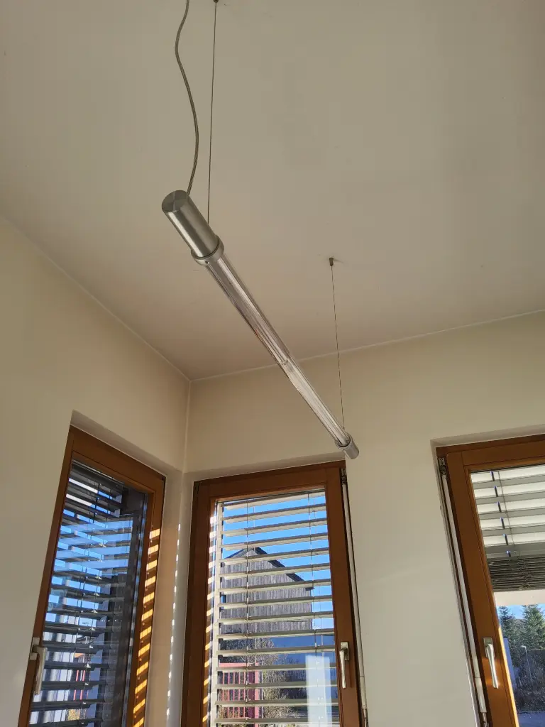 Büroleuchte Rohr