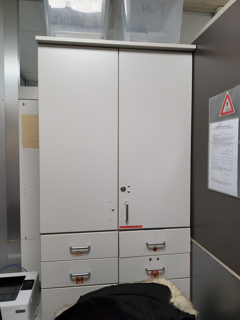 Hochschrank 223x80x50