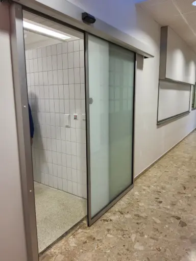 [OMAK] Automatische Türanlage Küche