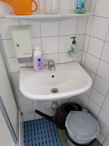 [JOERG-00276] Waschbecken inkl. Armatur 55x43