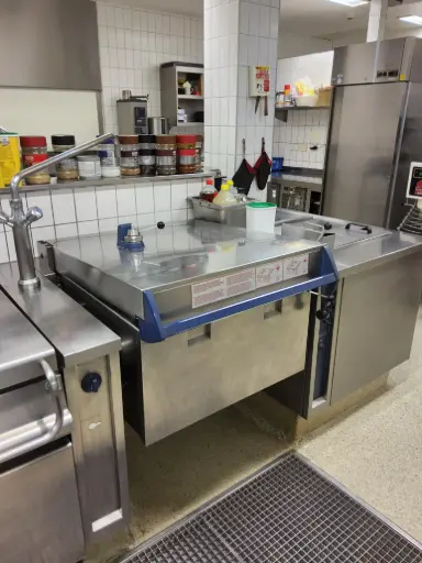 [OMAK] Druckkochtopf Großküche, schwenkbar