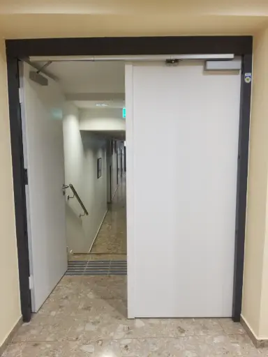 [OMAK] Brandschutztüre doppelflügelig, 190x227, rechts