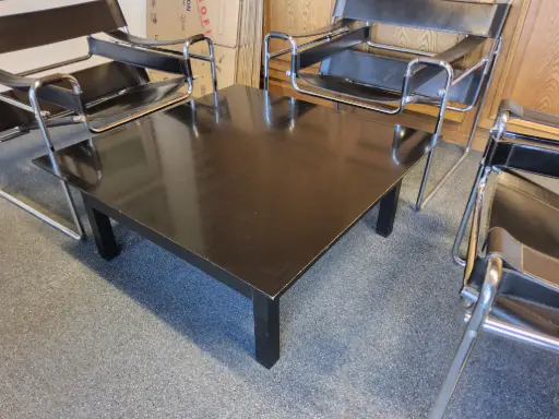 [OMAK] Couchtisch schwarz, 90x90