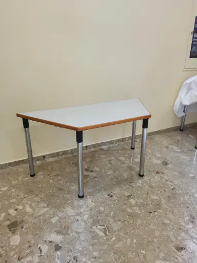 [OMAK] Trapeztisch mit Chromfüßen, 160x69x74