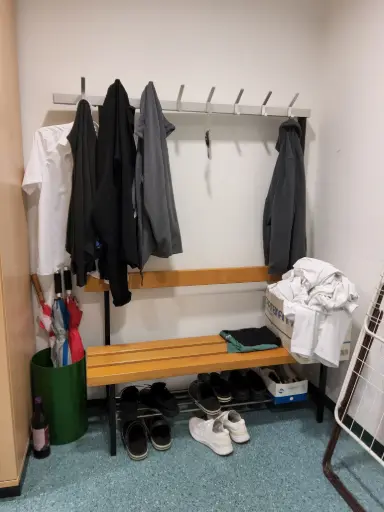 [OMAK] Garderobeneinheit 130