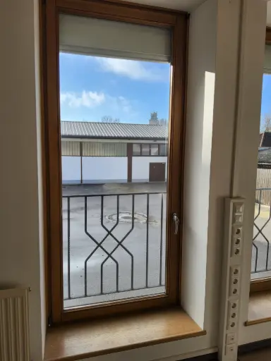 [LOOSD] Fenster Holz 228x105 versperrbar, inkl. Schlüssel