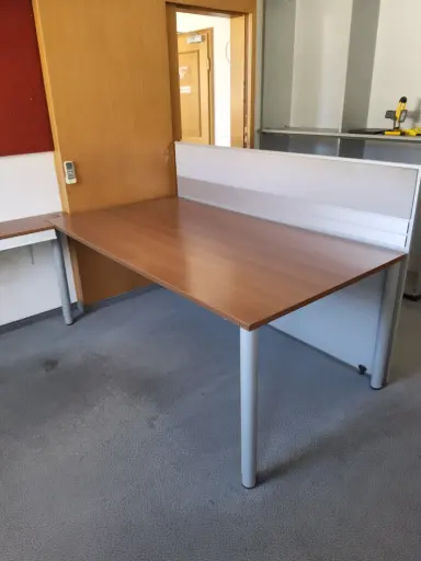 [LOOSD] Schreibtisch bene nussbraun 100x180