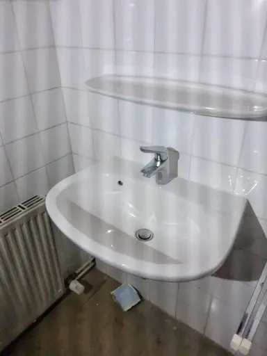 [LOOSD] Waschbecken inkl Amatur