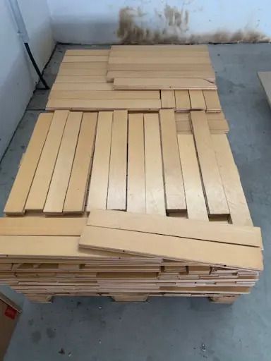 [LOOSD] Parkett, Buche Festsaal, bereits demontiert