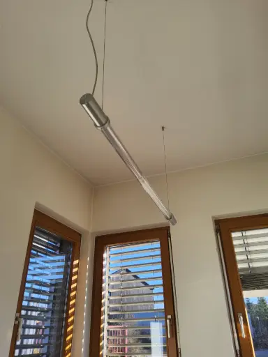 [LOOSD] Büroleuchte Rohr