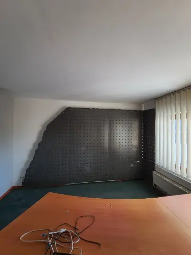 [LOOSD] Metallwand Loch Designelement