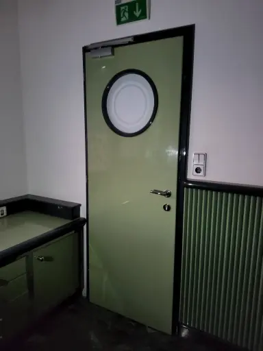 [LOOSD] Tür grün Bullauge 70x200