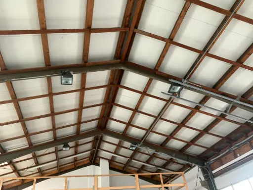 [LOOSD] Blechdach Lagerhalle