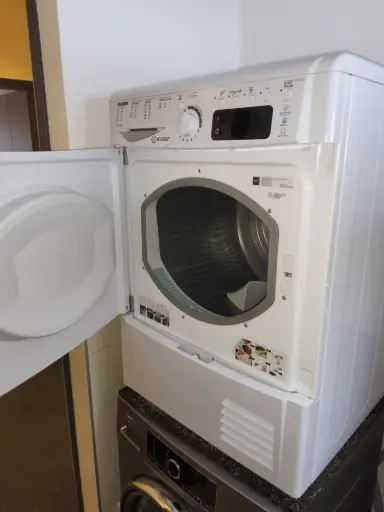 Indesit Trockner 8kg