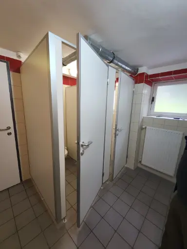 [OMAK] Sanitärkabine mit 2 Abteilen